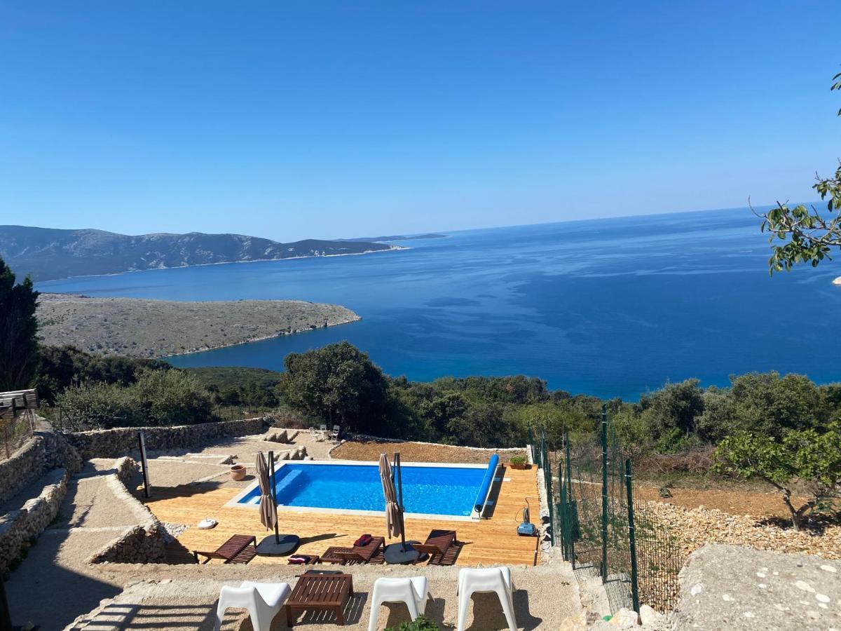 Vita Vacation Home Ustrine Bagian luar foto