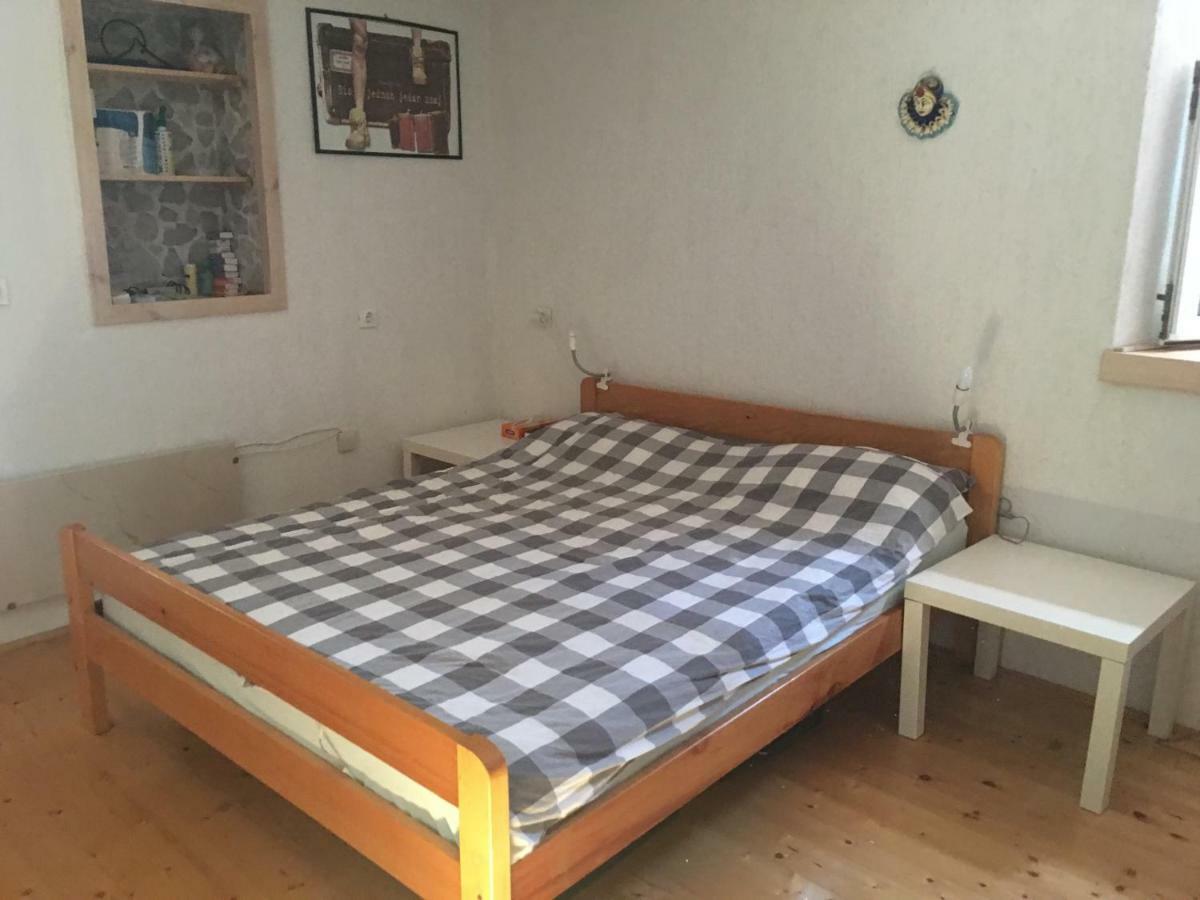 Vita Vacation Home Ustrine Bagian luar foto